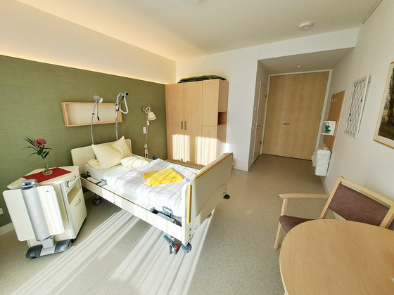 Zimmerausstattung mit einer spezieller Tapete, Nachrichten, Diakonie Hospiz Woltersdorf