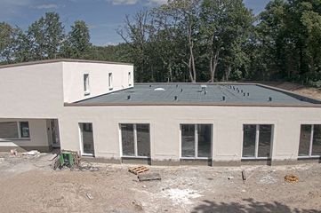 Fassade fertig gestrichen - Diakonie Hospiz Woltersdorf